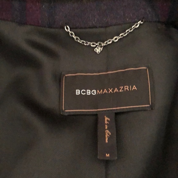 BCBG MaxAzria Stylish Plaid Coat - Size M - Picture 10 of 13